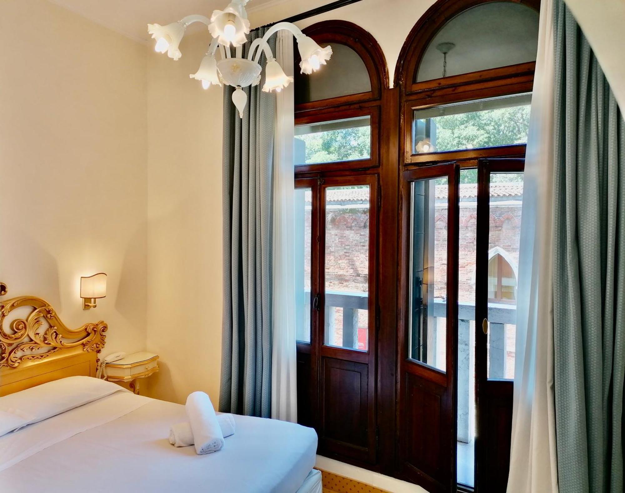 Hotel Gardena Venice Phòng bức ảnh